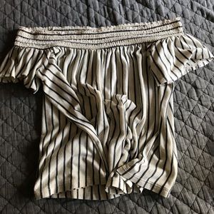 american eagle off the shoulder blouse